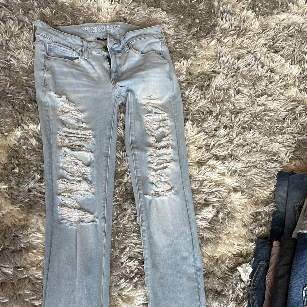 American Eagle Ripped Skinny Jeans